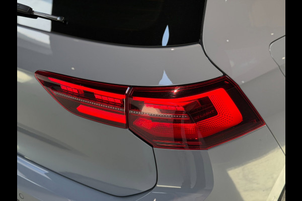 Volkswagen Golf 1.4 eHybrid GTE|Pano|Keyless|Matrix|HUD|Sfeer|