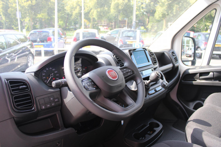 Fiat Ducato 33 2.2 MultiJet 140PK L3H2 | NIEUWE BUS! BPM VRIJ! | ACHTERUITRIJ CAMERA | APPLE CARPLAY/ANDROID AUTO | 3-ZITS | CRUISE CONTROL | CLIMATE CONTROL | DAB+ RADIO | DIGITALE COCKPIT |