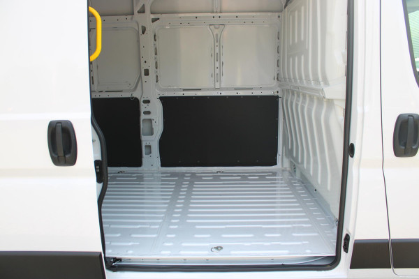 Fiat Ducato 33 2.2 MultiJet 140PK L3H2 | NIEUWE BUS! BPM VRIJ! | ACHTERUITRIJ CAMERA | APPLE CARPLAY/ANDROID AUTO | 3-ZITS | CRUISE CONTROL | CLIMATE CONTROL | DAB+ RADIO | DIGITALE COCKPIT |