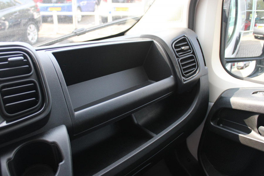 Fiat Ducato 33 2.2 MultiJet 140PK L3H2 | NIEUWE BUS! BPM VRIJ! | ACHTERUITRIJ CAMERA | APPLE CARPLAY/ANDROID AUTO | 3-ZITS | CRUISE CONTROL | CLIMATE CONTROL | DAB+ RADIO | DIGITALE COCKPIT |