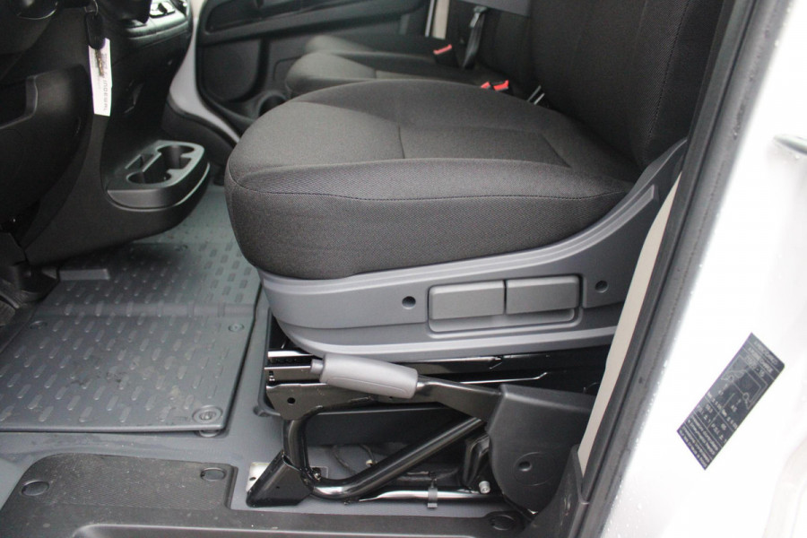 Fiat Ducato 33 2.2 MultiJet 140PK L3H2 | NIEUWE BUS! BPM VRIJ! | ACHTERUITRIJ CAMERA | APPLE CARPLAY/ANDROID AUTO | 3-ZITS | CRUISE CONTROL | CLIMATE CONTROL | DAB+ RADIO | DIGITALE COCKPIT |