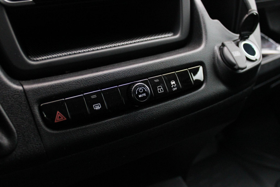 Fiat Ducato 33 2.2 MultiJet 140PK L3H2 | NIEUWE BUS! BPM VRIJ! | ACHTERUITRIJ CAMERA | APPLE CARPLAY/ANDROID AUTO | 3-ZITS | CRUISE CONTROL | CLIMATE CONTROL | DAB+ RADIO | DIGITALE COCKPIT |