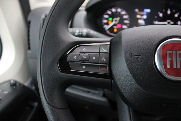Fiat Ducato 33 2.2 MultiJet 140PK L3H2 | NIEUWE BUS! BPM VRIJ! | ACHTERUITRIJ CAMERA | APPLE CARPLAY/ANDROID AUTO | 3-ZITS | CRUISE CONTROL | CLIMATE CONTROL | DAB+ RADIO | DIGITALE COCKPIT |