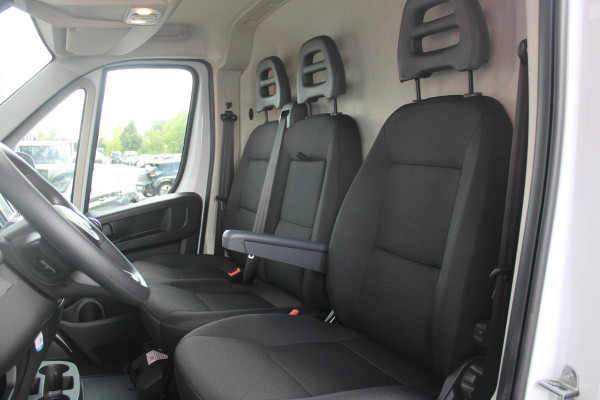Fiat Ducato 33 2.2 MultiJet 140PK L3H2 | NIEUWE BUS! BPM VRIJ! | ACHTERUITRIJ CAMERA | APPLE CARPLAY/ANDROID AUTO | 3-ZITS | CRUISE CONTROL | CLIMATE CONTROL | DAB+ RADIO | DIGITALE COCKPIT |