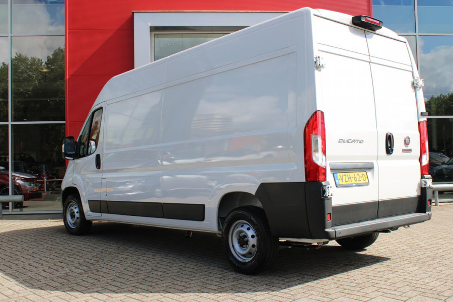 Fiat Ducato 33 2.2 MultiJet 140PK L3H2 | NIEUWE BUS! BPM VRIJ! | ACHTERUITRIJ CAMERA | APPLE CARPLAY/ANDROID AUTO | 3-ZITS | CRUISE CONTROL | CLIMATE CONTROL | DAB+ RADIO | DIGITALE COCKPIT |