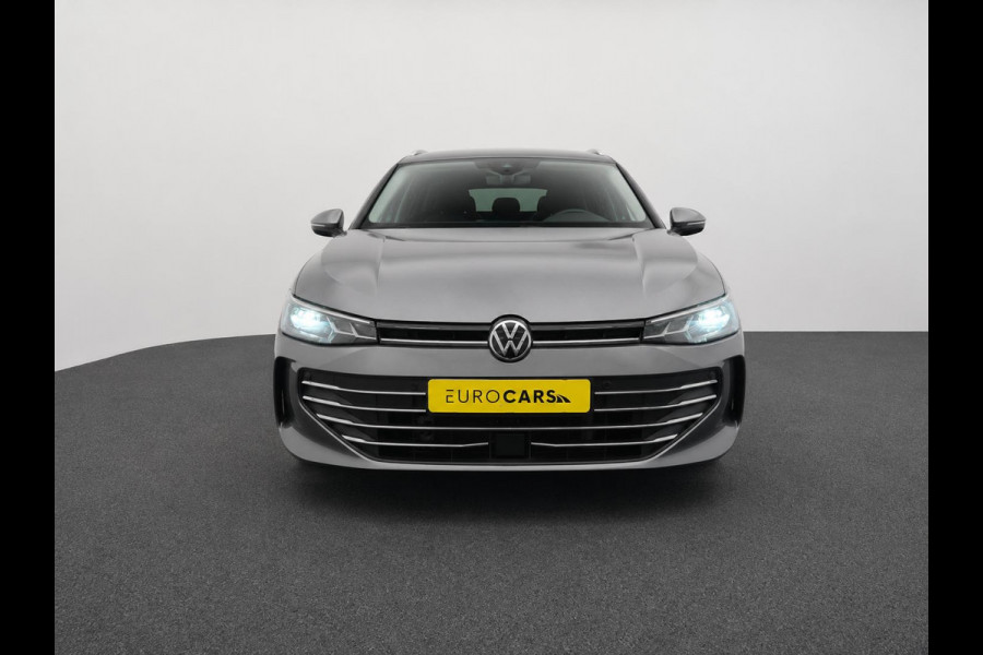 Volkswagen Passat Variant 1.5 eTSI Business Navigatie Apple Carplay Android Auto Camera Parkeerhulp Adaptive Cruise Control Stoel- en stuurverwarming Memory stoelen Virtual Cockpit Climate Control