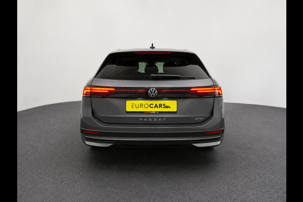 Volkswagen Passat Variant 1.5 eTSI Business Navigatie Apple Carplay Android Auto Camera Parkeerhulp Adaptive Cruise Control Stoel- en stuurverwarming Memory stoelen Virtual Cockpit Climate Control