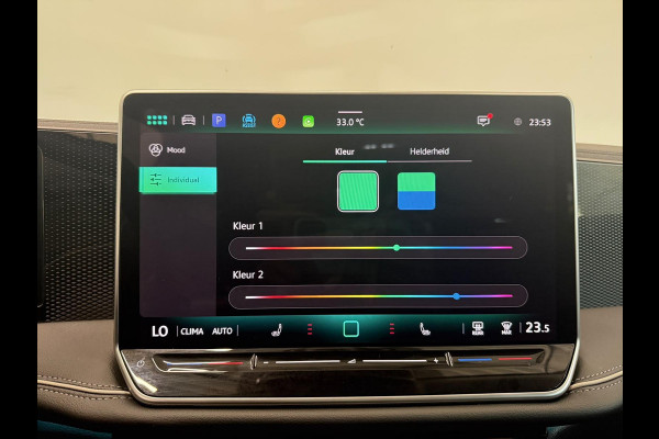Volkswagen Passat Variant 1.5 eTSI Business Navigatie Apple Carplay Android Auto Camera Parkeerhulp Adaptive Cruise Control Stoel- en stuurverwarming Memory stoelen Virtual Cockpit Climate Control