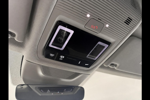 Volkswagen Passat Variant 1.5 eTSI Business Navigatie Apple Carplay Android Auto Camera Parkeerhulp Adaptive Cruise Control Stoel- en stuurverwarming Memory stoelen Virtual Cockpit Climate Control