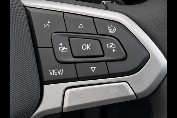 Volkswagen Passat Variant 1.5 eTSI Business Navigatie Apple Carplay Android Auto Camera Parkeerhulp Adaptive Cruise Control Stoel- en stuurverwarming Memory stoelen Virtual Cockpit Climate Control