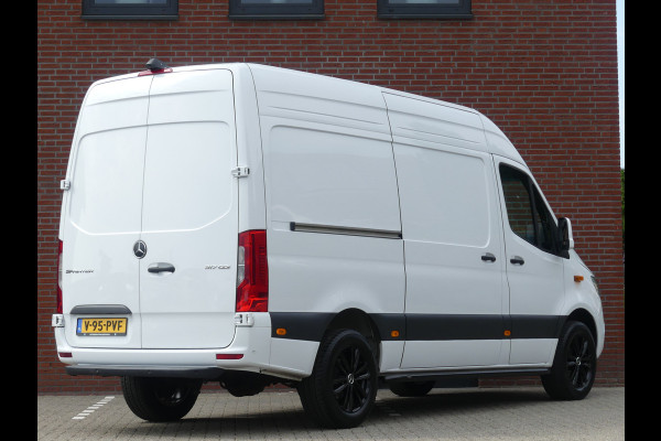 Mercedes-Benz Sprinter 317 CDI L2H2 LED/Camera/PDC/Navigatie