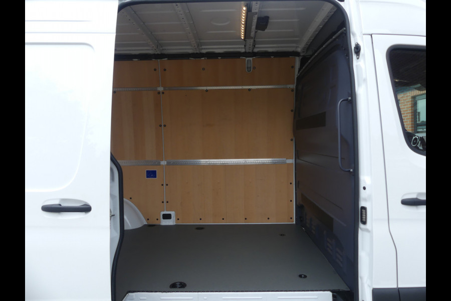 Mercedes-Benz Sprinter 317 CDI L2H2 LED/Camera/PDC/Navigatie
