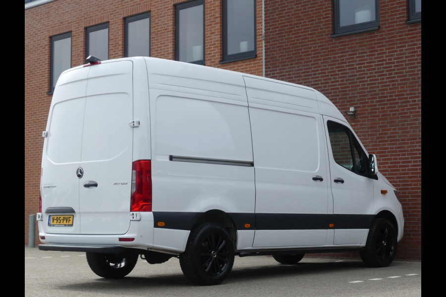 Mercedes-Benz Sprinter 317 CDI L2H2 LED/Camera/PDC/Navigatie