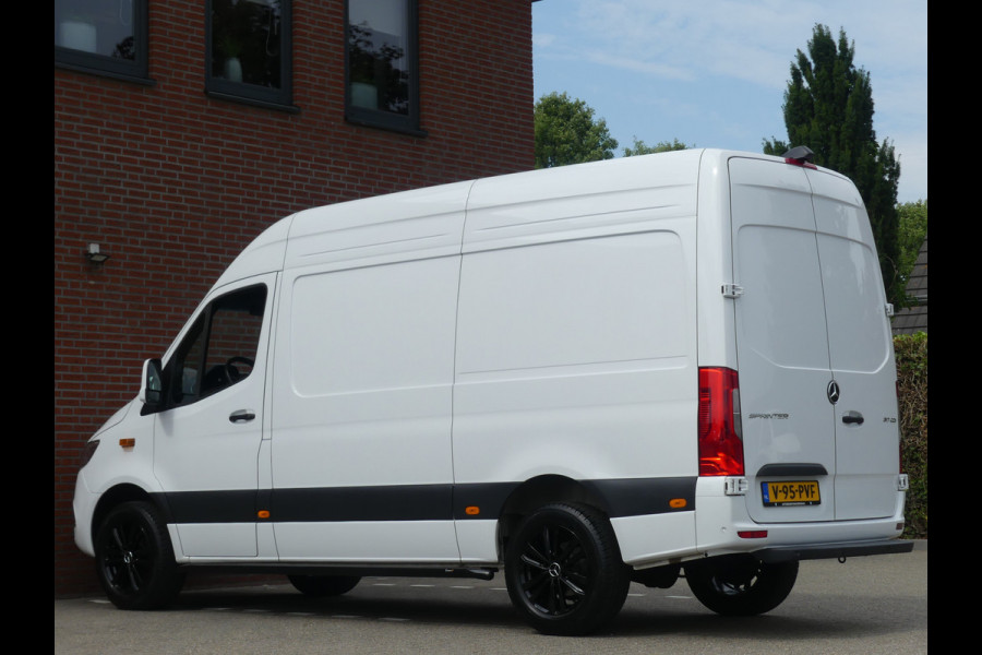 Mercedes-Benz Sprinter 317 CDI L2H2 LED/Camera/PDC/Navigatie