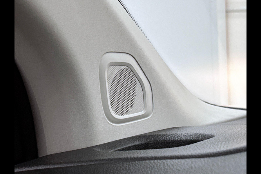Opel Vivaro 1.5 CDTI L3H1 Edition Dubbele Cabine Airco Navigatie Bluetooth Parkeersensoren Camera Trekhaak