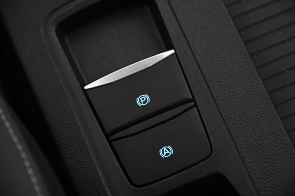 Ford Focus Edition *Navigatie*Airco*PDC*