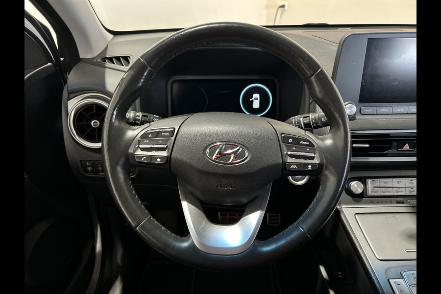 Hyundai Kona EV Comfort 39 kWh SOH 95,2% | Verwarmde stoelen | Digitaal dashboard | Warmtepomp | Navigatie
