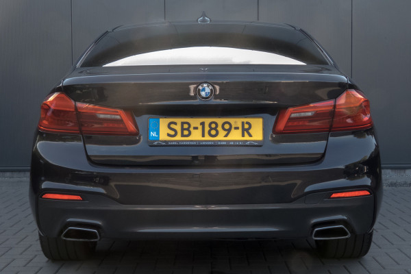 BMW 5 Serie 530i High Executive | M-pakket | Elek. voorstoelen met geheugen | Stoelverwarming | Panoramadak | Klepsysteem