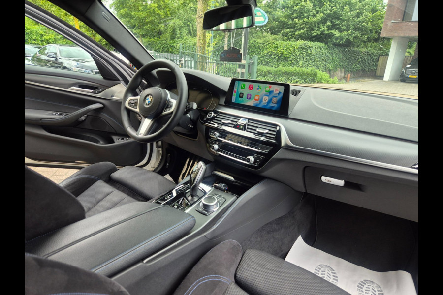 BMW 5 Serie Touring 530e M Sport LED CarPlay Elek. Stoelen 100% dealer onderhouden 530e Business Edition Plus