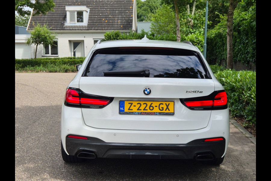 BMW 5 Serie Touring 530e M Sport LED CarPlay Elek. Stoelen 100% dealer onderhouden 530e Business Edition Plus