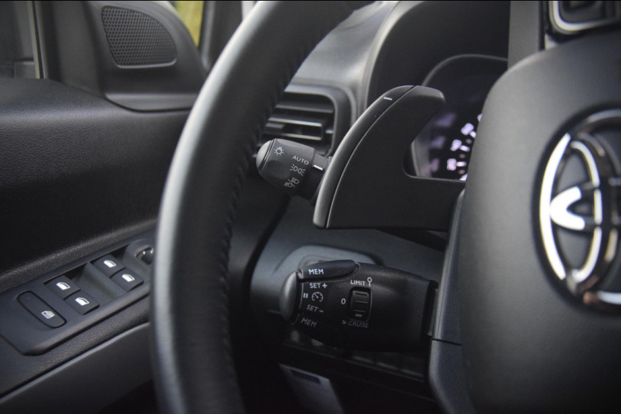 Toyota PROACE CITY Verso 1.2 Turbo Active Automaat/Camera/Navigatie