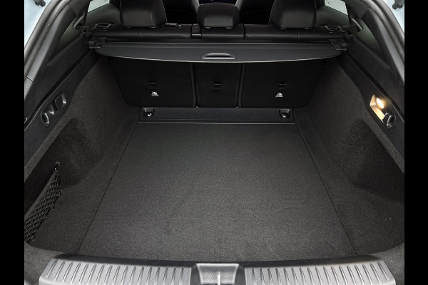 Mercedes-Benz CLA-Klasse Shooting Brake 250+ Business Solution AMG 85 kWh | Trekhaak | Vast panoramadak | Warmtewerend, donkergetint glas | URBAN GUARD | 18 inch vijfspaaks lichtmetalen AMG-velgen |