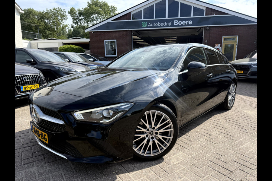 Mercedes-Benz CLA-Klasse Shooting Brake 200 d Business Luxury NL. Auto, Widescreen, Sfeerverlichting