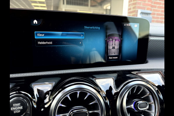 Mercedes-Benz CLA-Klasse Shooting Brake 200 d Business Luxury NL. Auto, Widescreen, Sfeerverlichting