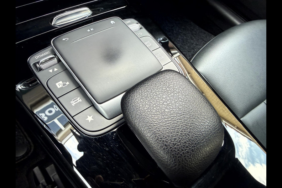 Mercedes-Benz CLA-Klasse Shooting Brake 200 d Business Luxury NL. Auto, Widescreen, Sfeerverlichting