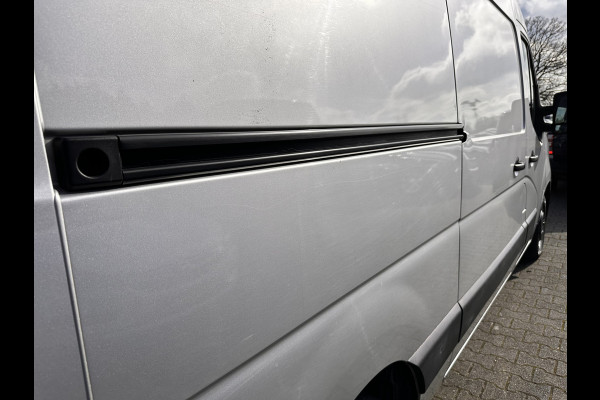 Renault Master T35 2.3 dCi 180 L2H2 Energy ( 3-Pers ) *REFRIGERATED | DOUBLE-SLIDINGDOORS | CAMERA | AIRCO | BLINDSPOT | CRUISE | PDC | TOWBAR*