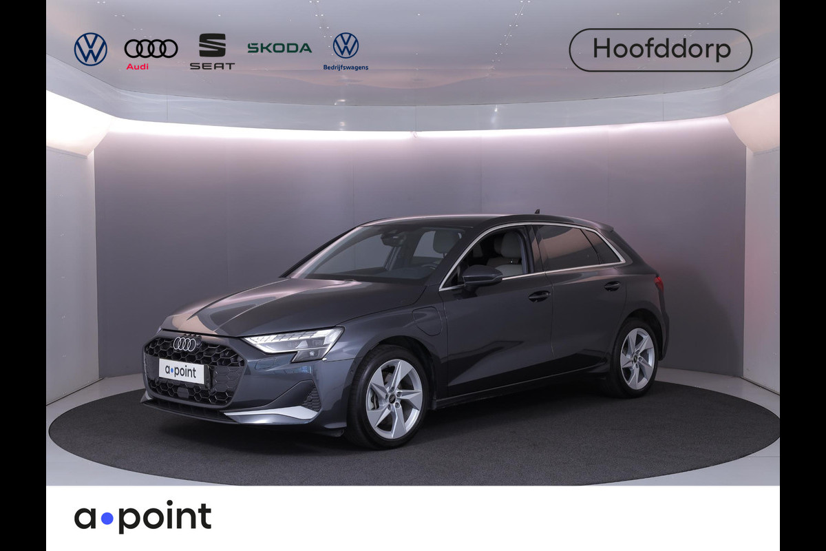 Audi A3 Sportback 40 TFSI e Advanced edition 204 pk S-tronic | Verlengde garantie | Navigatie | Parkeersensoren (Park assist) | Achteruitrijcamera | Adaptieve cruise control | Lederen bekleding | Stoelverwarming |