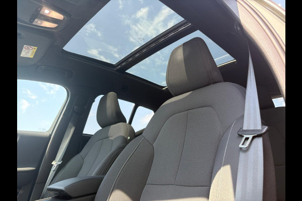 Volvo XC40 Recharge Ultimate 70 kWh | Adaptieve cruise | Panorama dak | Harman Kardon | Blis Memory |