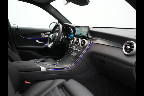 Mercedes-Benz GLC 300e 4MATIC Business Solution AMG PHEV 313pk Dealer O.H. | Trekhaak Afn. | Adaptive Cruise | Head Up | 360 Camera | Multi Beam LED | Lederen Sportstoelen Memory & Massage | Sfeerverlichting | Stoelverwarming | Apple Carplay | Blis | Navigatie | DAB | Plug In Hybrid |