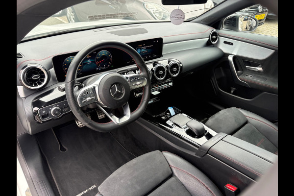 Mercedes-Benz CLA-Klasse 180 Premium Plus 10 INCH WIDESCREEN