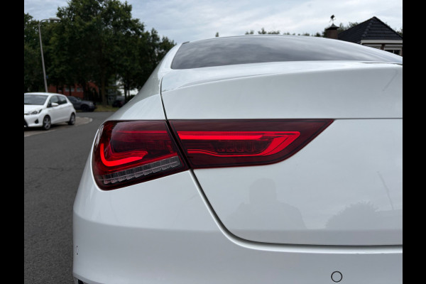 Mercedes-Benz CLA-Klasse 180 Premium Plus 10 INCH WIDESCREEN