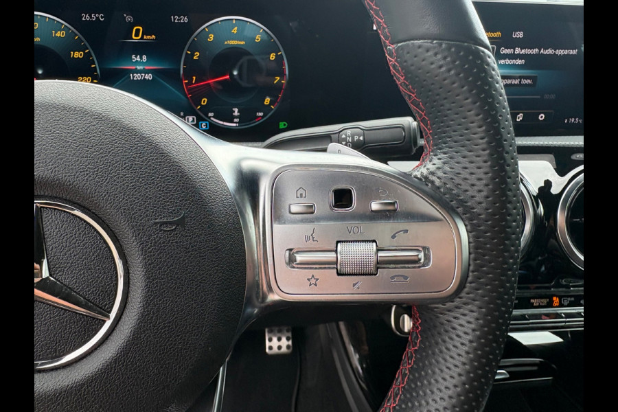 Mercedes-Benz CLA-Klasse 180 Premium Plus 10 INCH WIDESCREEN