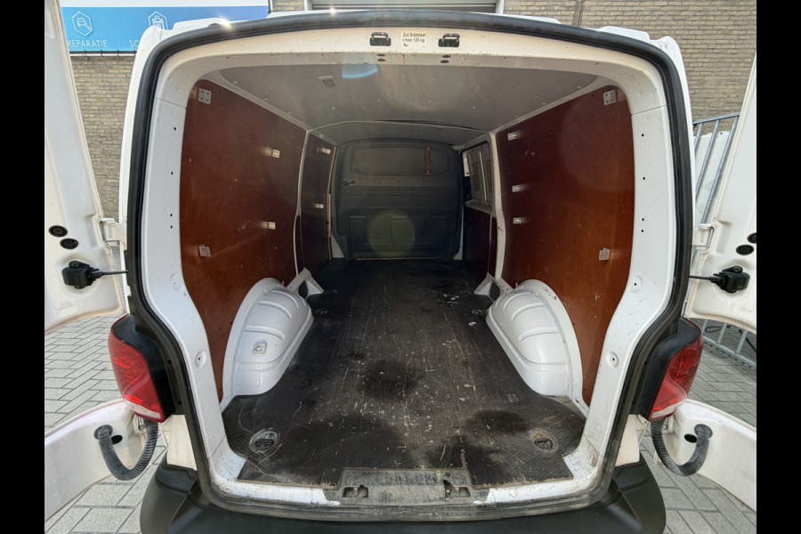 Volkswagen Transporter 2.0 TDI L2H1 110PK Euro 6 Comfortline Trekhaak/cruise control/airco