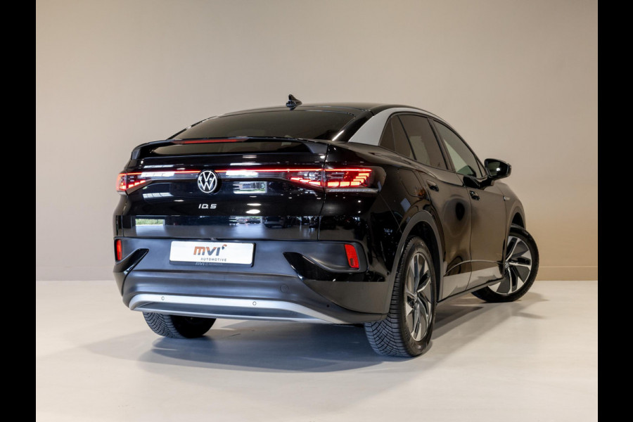 Volkswagen ID.5 Pro 77 kWh SOH 95% / 204pk / Achteruitrij camera / Stoelverwarming /