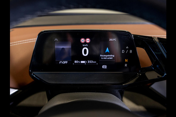Volkswagen ID.5 Pro 77 kWh SOH 95% / 204pk / Achteruitrij camera / Stoelverwarming /