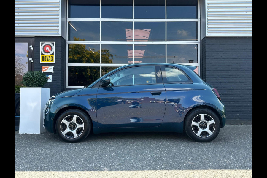 Fiat 500 3+1 Passion 42 kWh, Automaat, Navi, CarPlay, Cruise, Bluetooth, NAP, SOH 91.3%