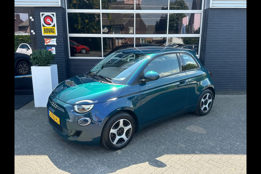 Fiat 500 3+1 Passion 42 kWh, Automaat, Navi, CarPlay, Cruise, Bluetooth, NAP, SOH 91.3%