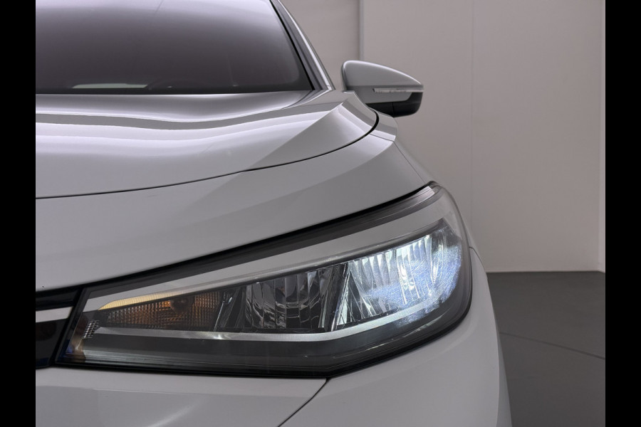 Volkswagen ID.4 Pure 55kWh SOH 89% Trekhaak Adap.Cruise Stoelverwarming Ecc Navi Apple Carplay Android Auto Isofix Lmv Led Bluetooth Connected services Keyless start Rijstrooksensor 1e Eigenaar Origineel Nederlandse Auto
