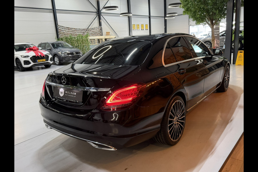Mercedes-Benz C-Klasse 180 Business Solution|AMG|Camera|Lane Ass|Leder|69.000 KM|Facelift|Groot scherm|Garantie