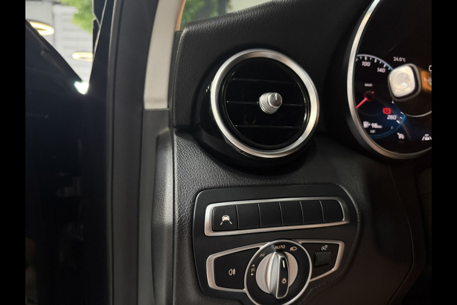 Mercedes-Benz C-Klasse 180 Business Solution|AMG|Camera|Lane Ass|Leder|69.000 KM|Facelift|Groot scherm|Garantie