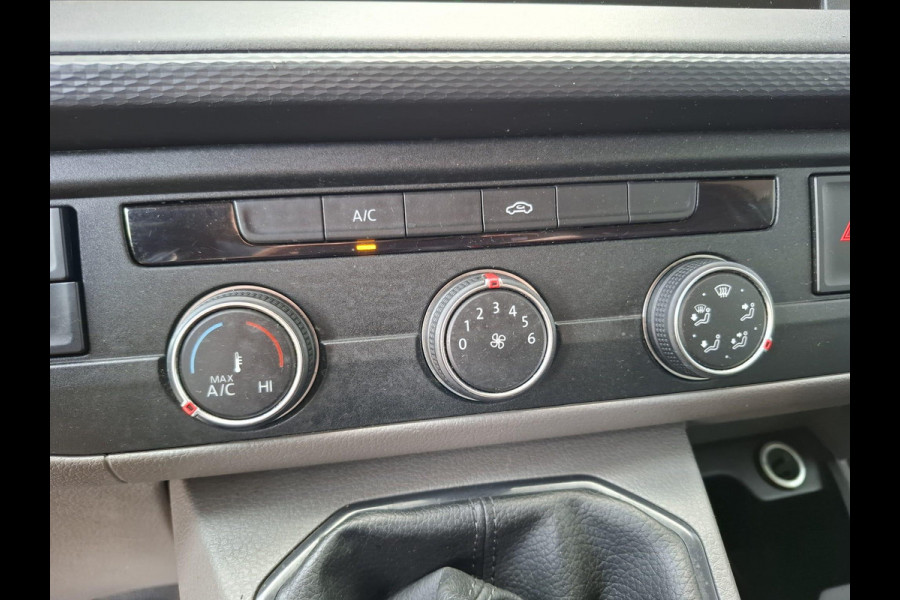 Volkswagen Transporter 2.0 TDI L2H1 30 Comfortline CARPLAY / L2H1 / CRUISE CONTROLE / AIRCO / EURO 6