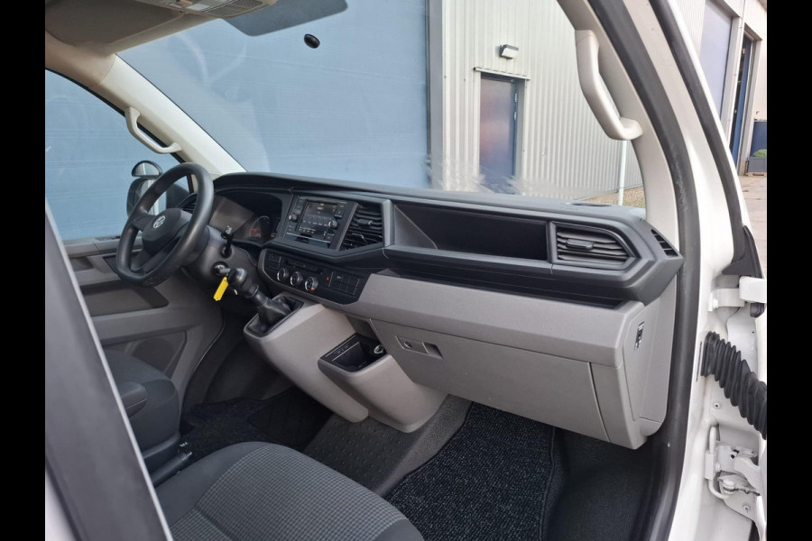 Volkswagen Transporter 2.0 TDI L2H1 30 Comfortline CARPLAY / L2H1 / CRUISE CONTROLE / AIRCO / EURO 6