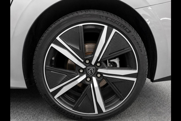 Peugeot 308 SW 1.6 Plug-in Hybrid 225 GT Camera Navigatie Apple Carplay Adaptive Cruise Control Stoelmassage Android Auto Camera Parkeersensoren  Stoelverwarming FULL LED Climate Control Virtual Cockpit Lichtmetalen velgen