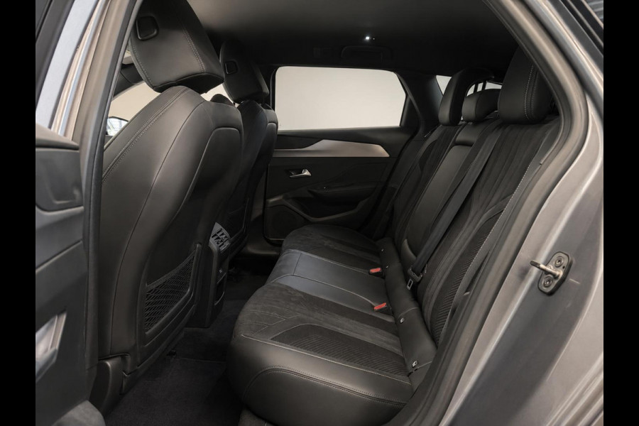 Peugeot 308 SW 1.6 Plug-in Hybrid 225 GT Camera Navigatie Apple Carplay Adaptive Cruise Control Stoelmassage Android Auto Camera Parkeersensoren  Stoelverwarming FULL LED Climate Control Virtual Cockpit Lichtmetalen velgen