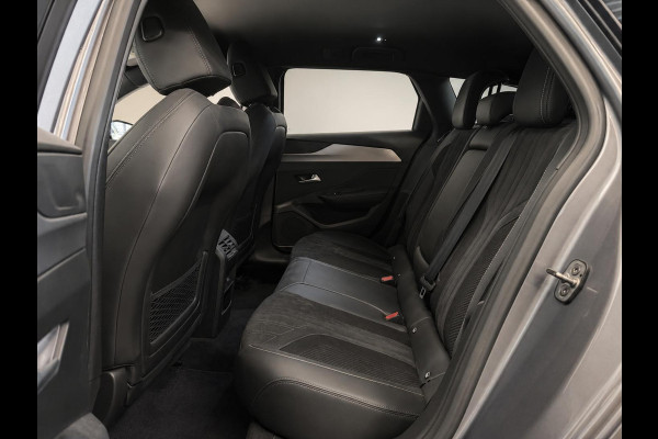 Peugeot 308 SW 1.6 Plug-in Hybrid 225 GT Camera Navigatie Apple Carplay Adaptive Cruise Control Stoelmassage Android Auto Camera Parkeersensoren  Stoelverwarming FULL LED Climate Control Virtual Cockpit Lichtmetalen velgen