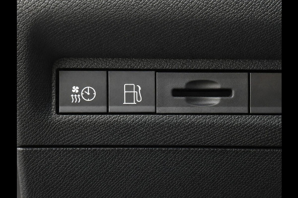 Peugeot 308 SW 1.6 Plug-in Hybrid 225 GT Camera Navigatie Apple Carplay Adaptive Cruise Control Stoelmassage Android Auto Camera Parkeersensoren  Stoelverwarming FULL LED Climate Control Virtual Cockpit Lichtmetalen velgen